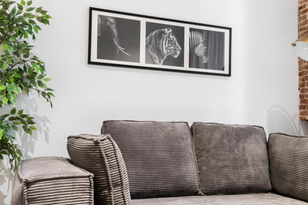 2 Bedrooms 1 Bathroom Furnished - Centro - Equipped & Stylish - Minty Stay Madri Exterior foto